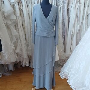 Elegant Blue Long Sleeve Dress